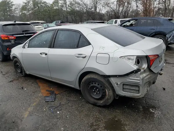 2T1BURHE9JC041137 2018 TOYOTA COROLLA - Image 2