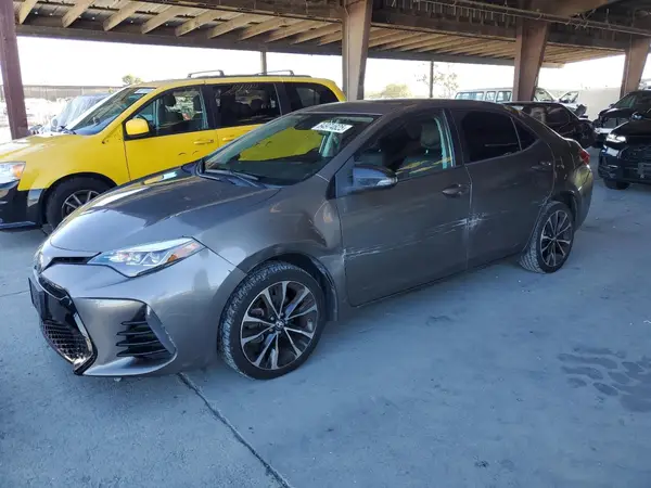 2T1BURHE9JC042241 2018 TOYOTA COROLLA - Image 1