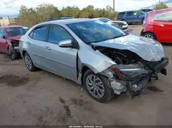 2T1BURHE9JC043129 2018 TOYOTA COROLLA