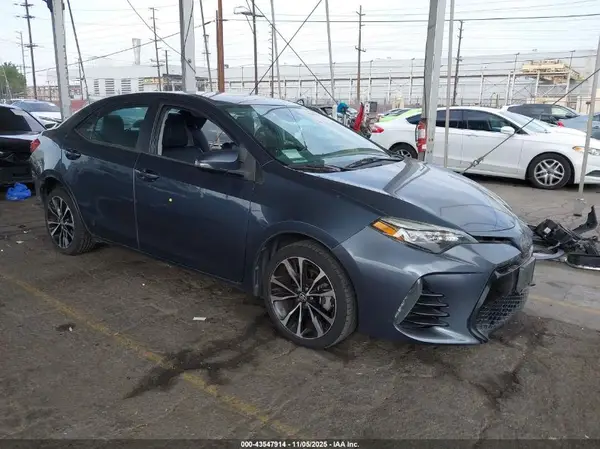 2T1BURHE9JC043731 2018 TOYOTA COROLLA - Image 1