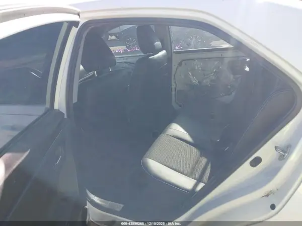 2T1BURHE9JC044054 2018 TOYOTA COROLLA - Image 8