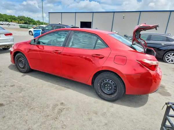 2T1BURHE9JC044572 2018 TOYOTA COROLLA - Image 2