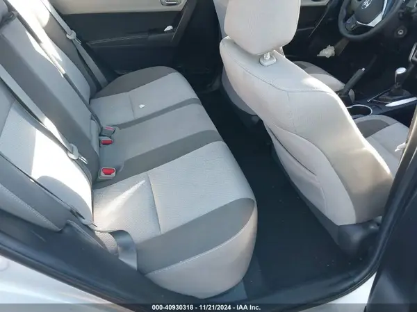 2T1BURHE9JC045365 2018 TOYOTA COROLLA - Image 8