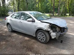 2T1BURHE9JC048444 2018 TOYOTA COROLLA