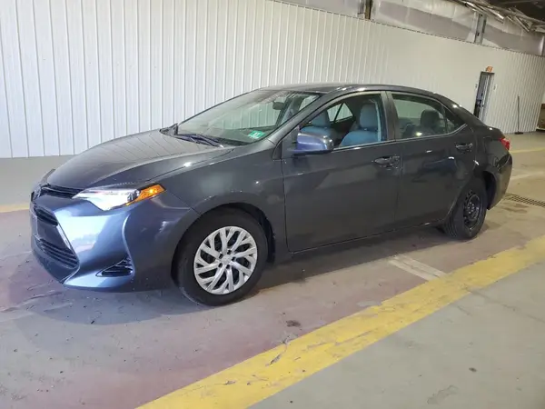 2T1BURHE9JC049075 2018 TOYOTA COROLLA - Image 1