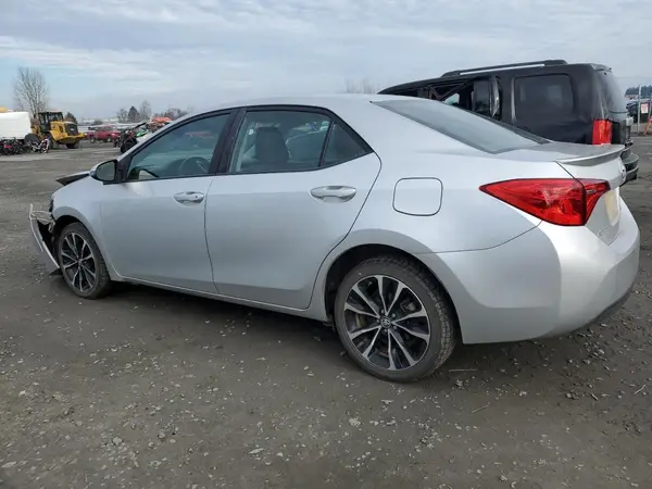 2T1BURHE9JC049237 2018 TOYOTA COROLLA - Image 2