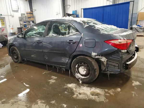 2T1BURHE9JC053823 2018 TOYOTA COROLLA - Image 2