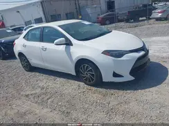 2T1BURHE9JC054681 2018 TOYOTA COROLLA