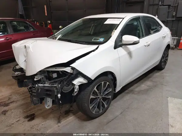 2T1BURHE9JC058312 2018 TOYOTA COROLLA - Image 2