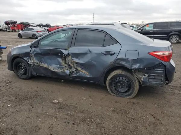 2T1BURHE9JC058424 2018 TOYOTA COROLLA - Image 2