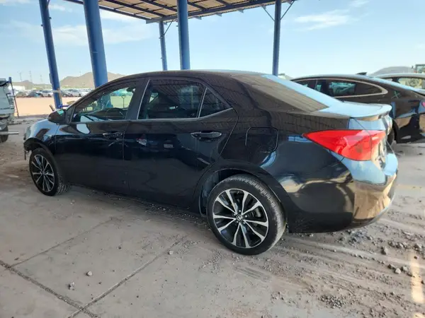2T1BURHE9JC059251 2018 TOYOTA COROLLA - Image 2