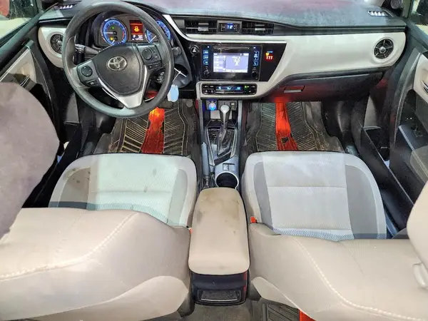 2T1BURHE9JC061565 2018 TOYOTA COROLLA - Image 8