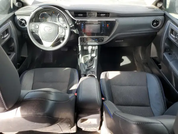2T1BURHE9JC063929 2018 TOYOTA COROLLA - Image 8