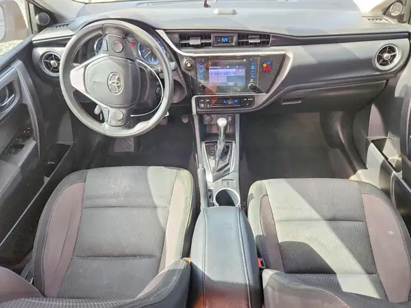 2T1BURHE9JC067401 2018 TOYOTA COROLLA - Image 8