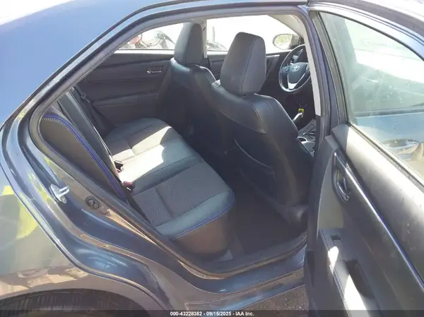 2T1BURHE9JC071240 2018 TOYOTA COROLLA - Image 8