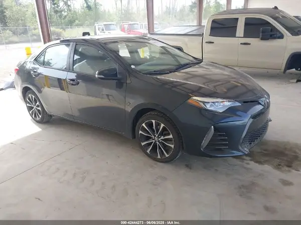 2T1BURHE9JC072582 2018 TOYOTA COROLLA - Image 1