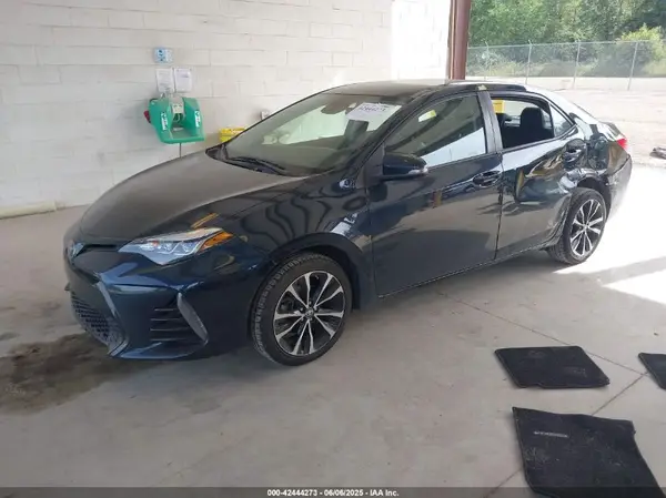 2T1BURHE9JC072582 2018 TOYOTA COROLLA - Image 2