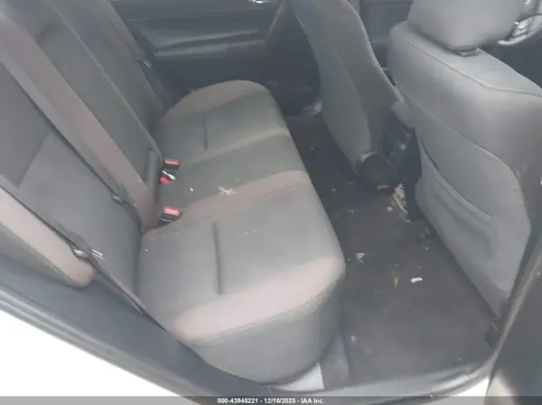 2T1BURHE9JC072730 2018 TOYOTA COROLLA - Image 8