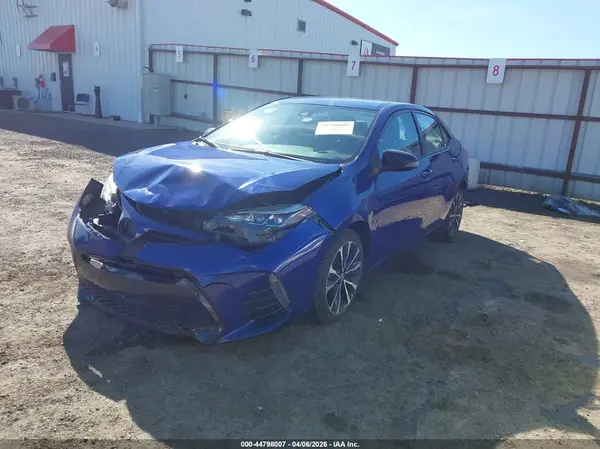 2T1BURHE9JC075353 2018 TOYOTA COROLLA - Image 2
