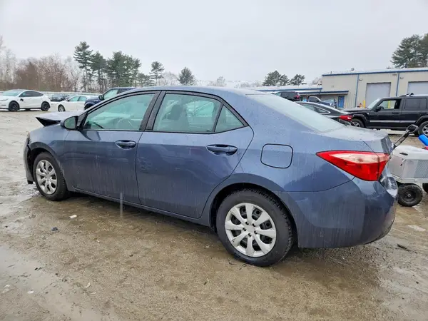 2T1BURHE9JC076938 2018 TOYOTA COROLLA - Image 2
