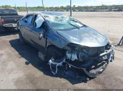 2T1BURHE9JC077152 2018 TOYOTA COROLLA