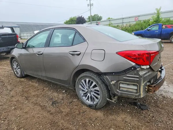 2T1BURHE9JC078592 2018 TOYOTA COROLLA - Image 2