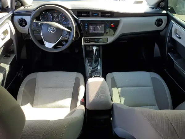 2T1BURHE9JC079483 2018 TOYOTA COROLLA - Image 8