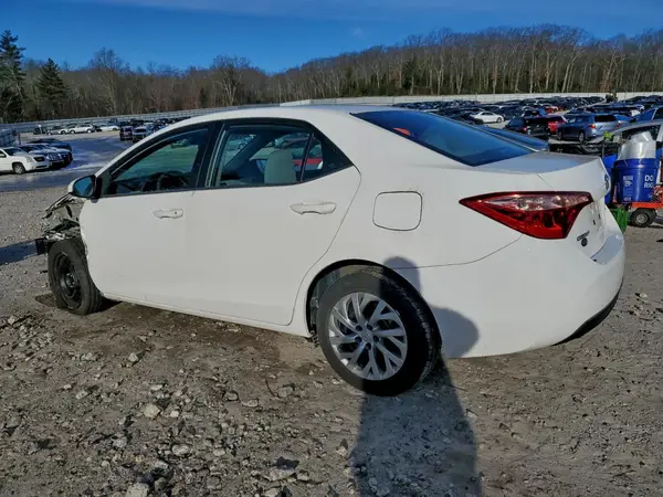 2T1BURHE9JC080116 2018 TOYOTA COROLLA - Image 2