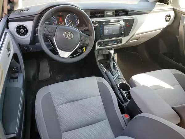 2T1BURHE9JC085011 2018 TOYOTA COROLLA - Image 8