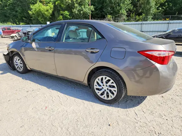 2T1BURHE9JC090631 2018 TOYOTA COROLLA - Image 2