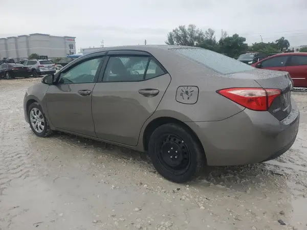 2T1BURHE9JC094386 2018 TOYOTA COROLLA - Image 2