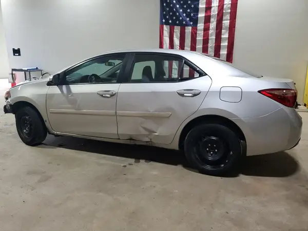 2T1BURHE9JC095053 2018 TOYOTA COROLLA - Image 2