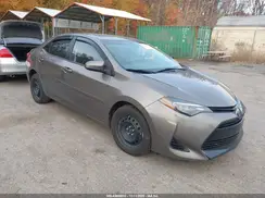 2T1BURHE9JC099877 2018 TOYOTA COROLLA