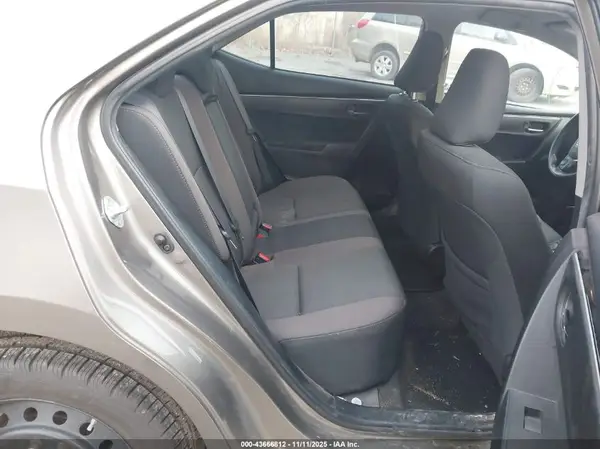 2T1BURHE9JC099877 2018 TOYOTA COROLLA - Image 8