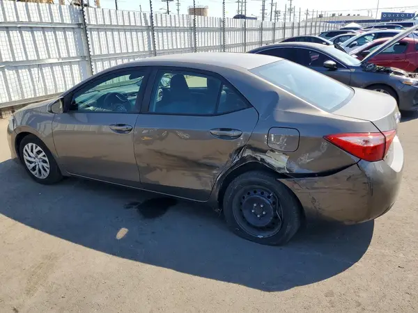 2T1BURHE9JC102194 2018 TOYOTA COROLLA - Image 2