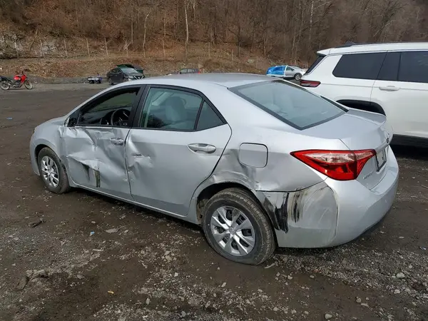 2T1BURHE9JC112837 2018 TOYOTA COROLLA - Image 2