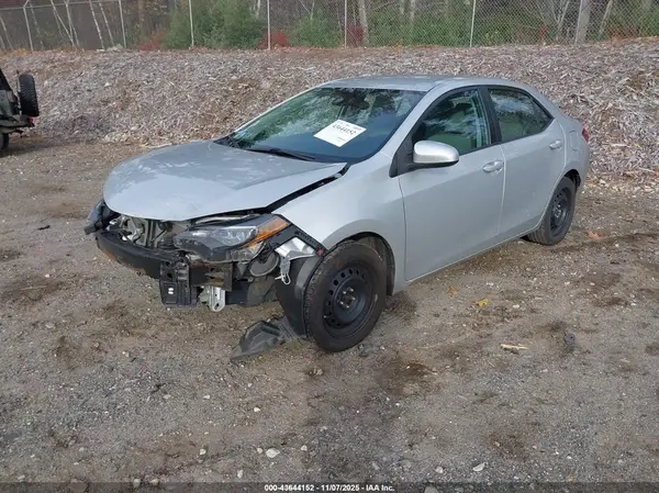 2T1BURHE9JC114393 2018 TOYOTA COROLLA - Image 2