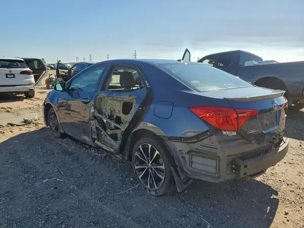 2T1BURHE9JC115284 2018 TOYOTA COROLLA - Image 2
