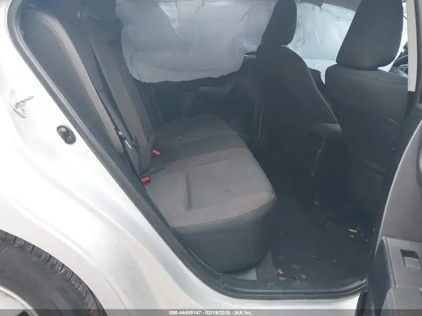 2T1BURHE9JC115589 2018 TOYOTA COROLLA - Image 8