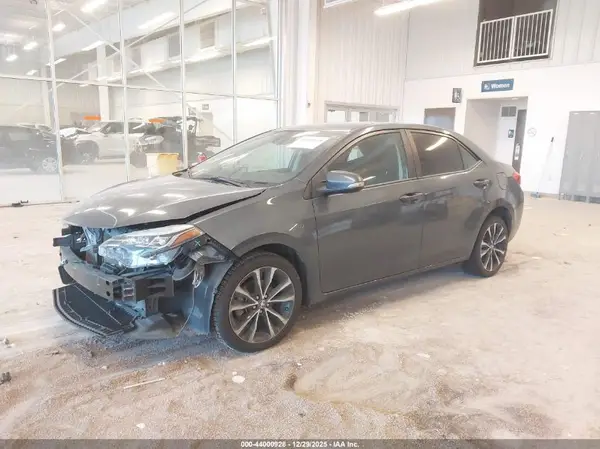2T1BURHE9JC116077 2018 TOYOTA COROLLA - Image 2