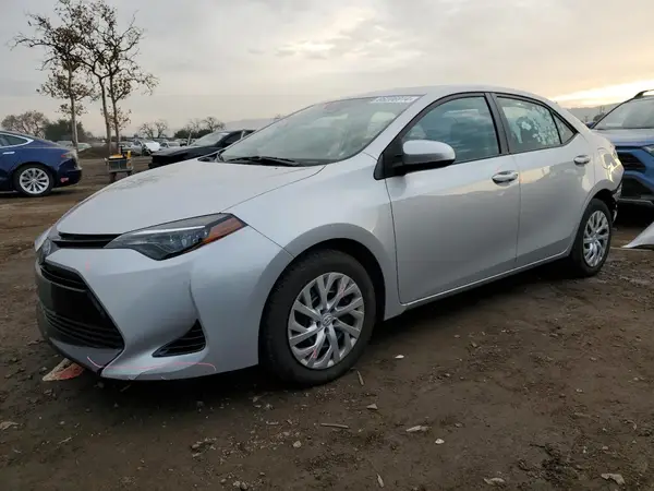 2T1BURHE9JC116323 2018 TOYOTA COROLLA - Image 1