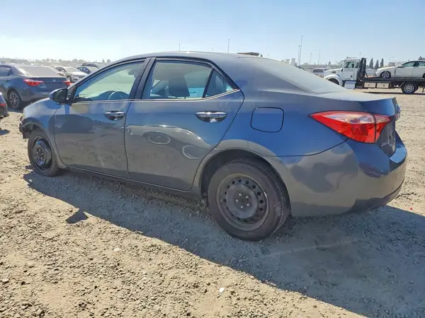 2T1BURHE9JC116399 2018 TOYOTA COROLLA - Image 2