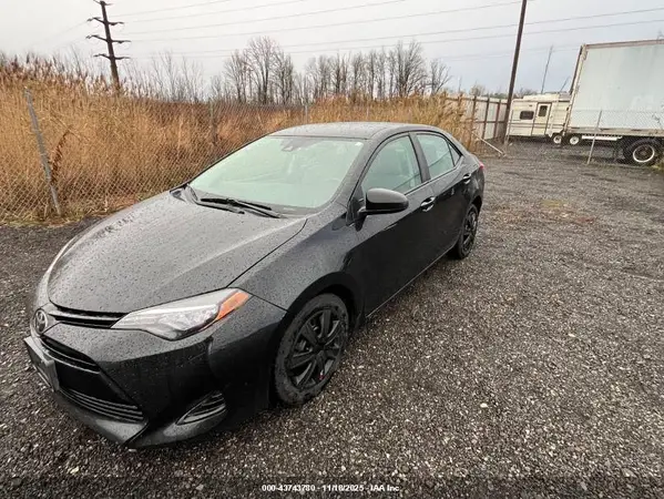 2T1BURHE9JC116855 2018 TOYOTA COROLLA - Image 2