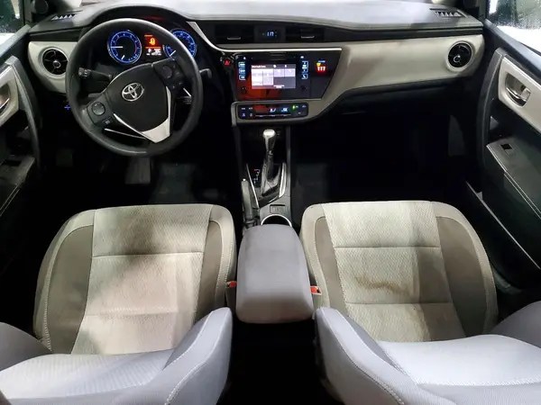 2T1BURHE9JC120047 2018 TOYOTA COROLLA - Image 8