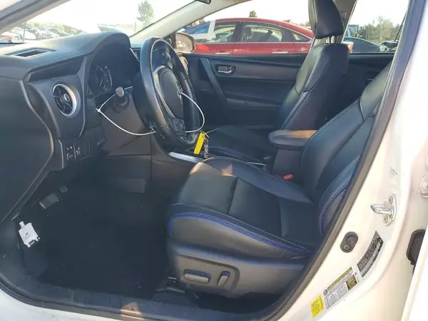 2018 TOYOTA COROLLA auction photo 7