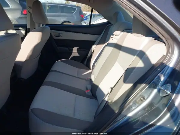 2T1BURHE9JC120694 2018 TOYOTA COROLLA - Image 8