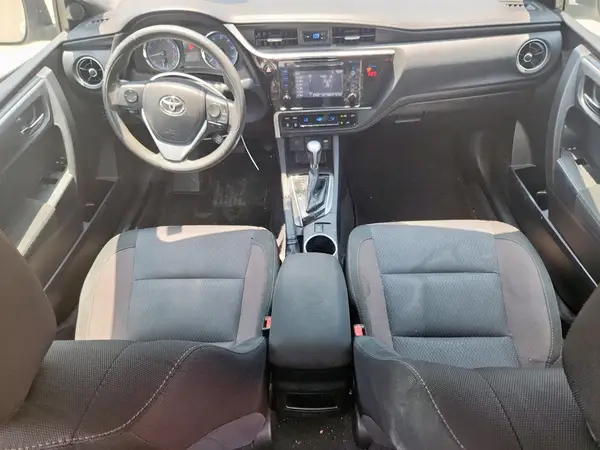 2T1BURHE9JC122011 2018 TOYOTA COROLLA - Image 8