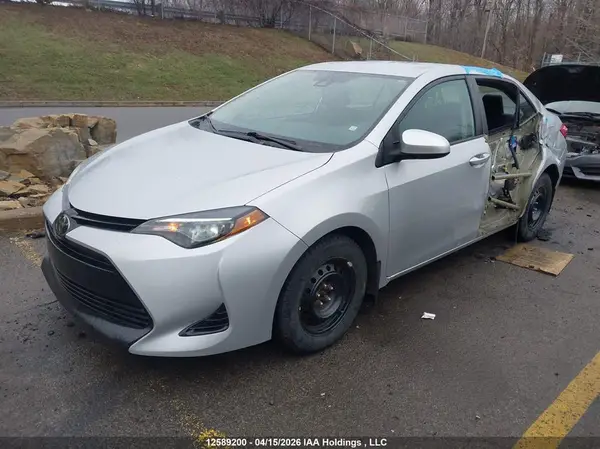 2T1BURHE9JC124812 2018 TOYOTA COROLLA - Image 2