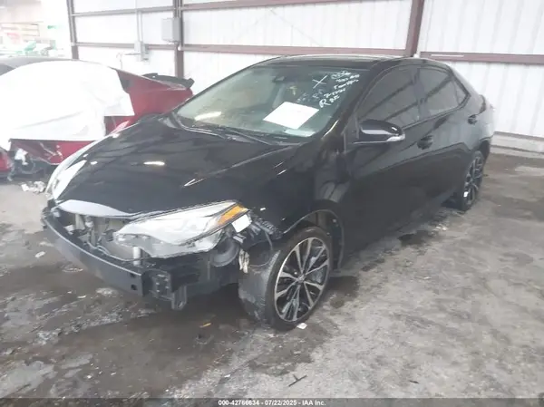 2T1BURHE9JC965965 2018 TOYOTA COROLLA - Image 2