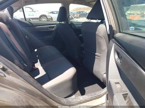 2T1BURHE9JC968817 2018 TOYOTA COROLLA - Image 8